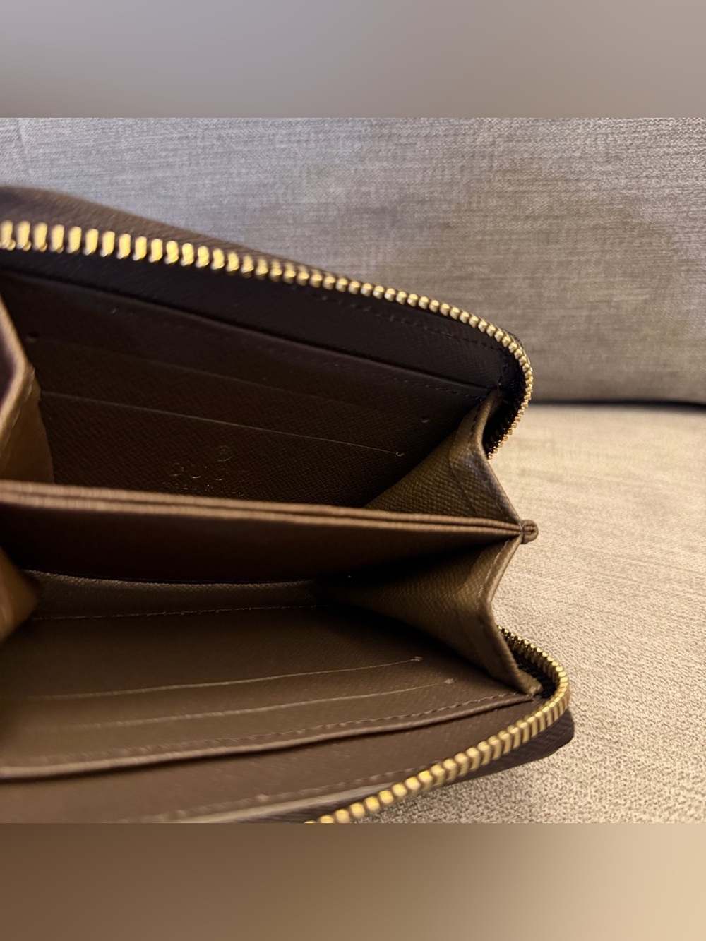 Gucci Brown GG Monogram Leather Zip Wallet with Web Stripe - Picture 5 of 5